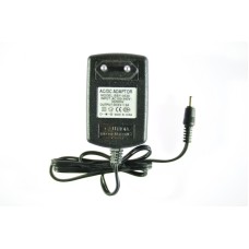 Сетевое зарядное устройство 5V 3000 мАч (3,0мм штекер) Сетевое зарядное устройство 5V 3000 мАч (3,0мм штекер)