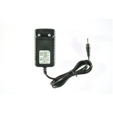 Сетевое зарядное устройство 9V 2000 мАч (3,0мм штекер) Сетевое зарядное устройство 9V 2000 мАч (3,0мм штекер)